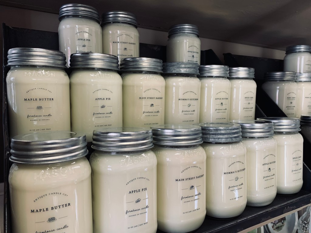 Farmhouse Candles: A Fall&nbsp;Essential